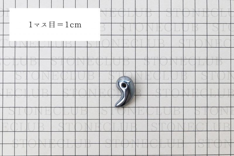 方眼紙比較(中 約26×16×9.5mm)