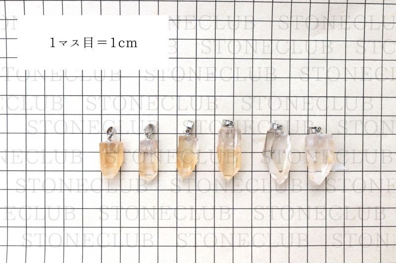 方眼紙比較((A)約11.1×31.4×8.1mm~15×34.8×9.8mm)
