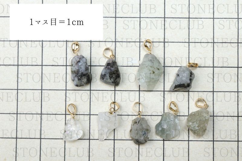 方眼紙比較((A)トップ約7.8×14.5×4.7mm~10.5×21.5×6.6mm)
