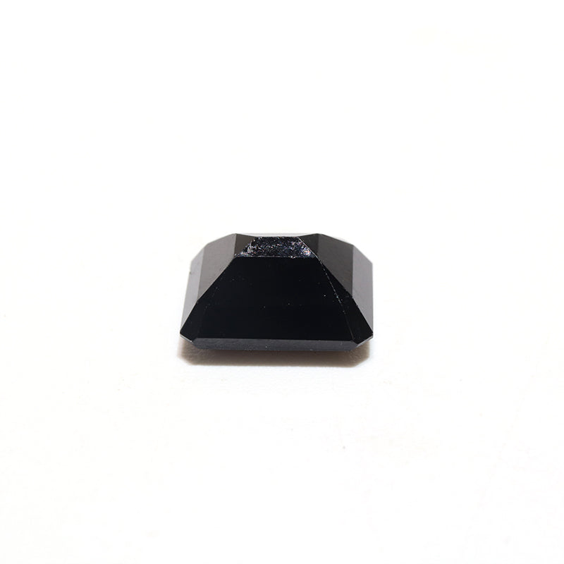 約9×7mm