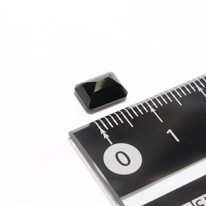 約8×6mm