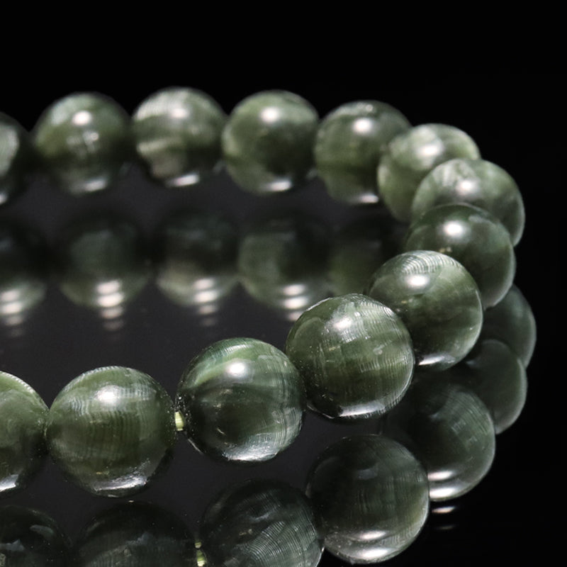 セラフィナイト セラフィナイト（クリノクロア）とは？産地・硬度と天然石の特徴