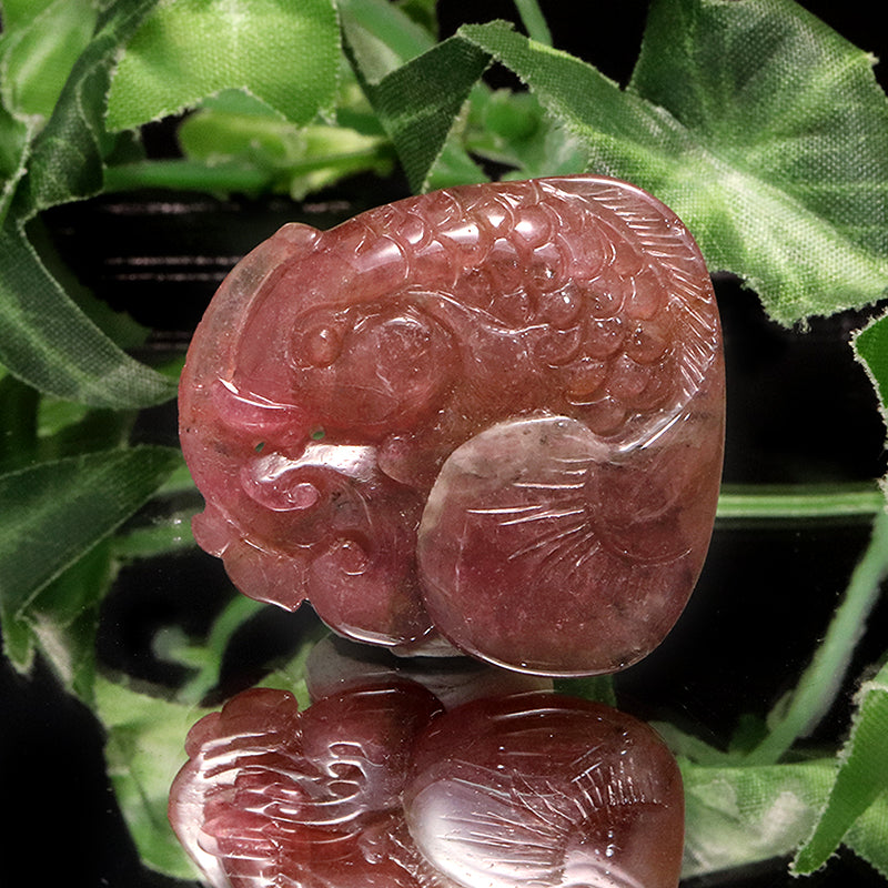 【一点物】ペンダントトップ　ピンクトルマリン＜ブラジル産＞　鯉　約29.2×33.1mm　穴あり [co-g0922]
