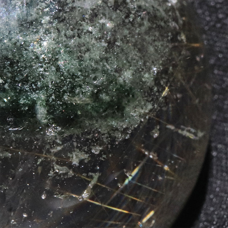 【一点物】ルチル入りマニハール水晶＜インド/マニハール地方産＞　ヒマラヤ水晶　丸玉　 [co-g3091]