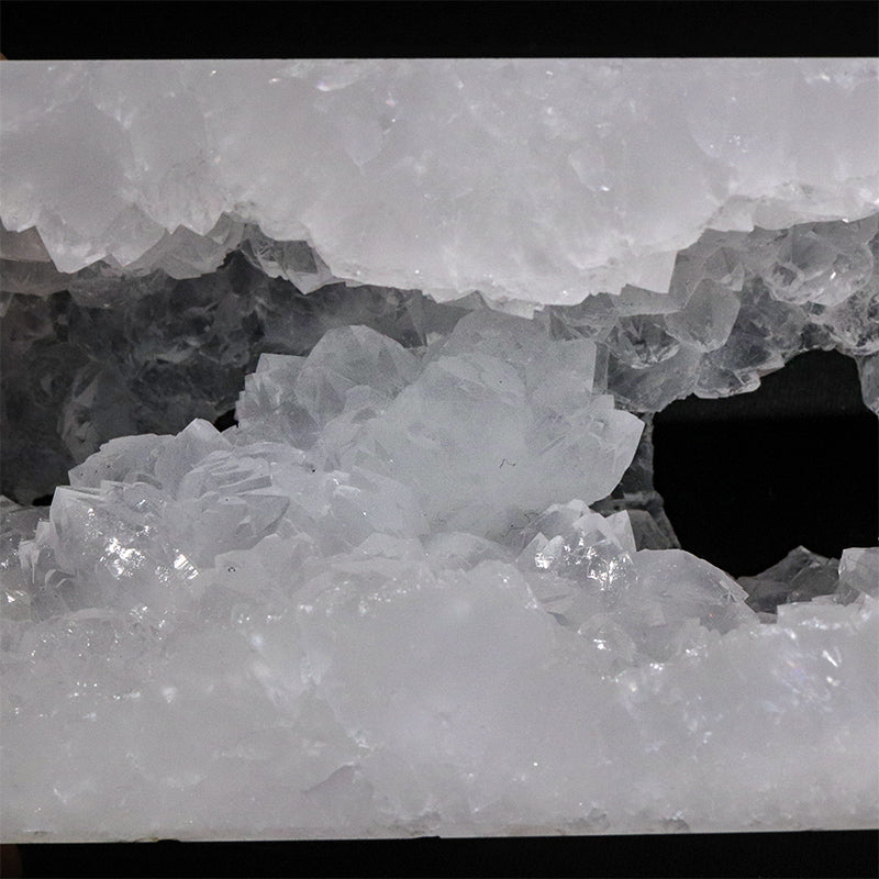 置物　水晶ジオード＜モロッコ産＞　四角柱　約6～9×約2.5～6cm×約17～19cm [co-g3273]
