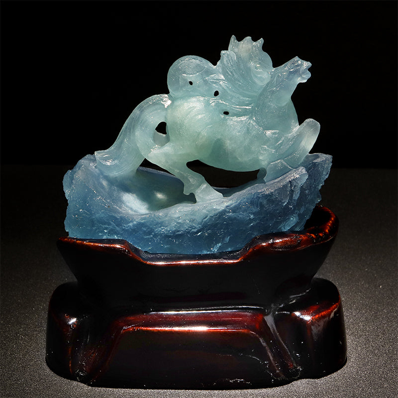 彫り物　アクアマリン＜ブラジル産 馬 台座付き　 [co-g3044]