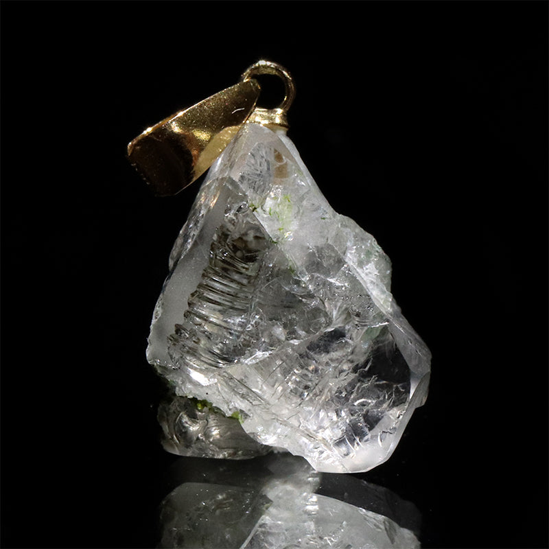 フェナカイト＜ロシア産＞　原石　約5.8～9.5×7～16mm　K18　ゴールド　ペンダントトップ　ランダム発送 [co-g2918]