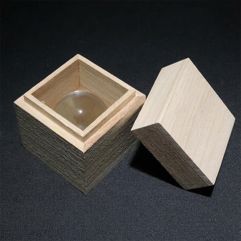 天然透明水晶＜ブラジル産＞　丸玉　約31～56mm　木箱入り [co-g3473]
