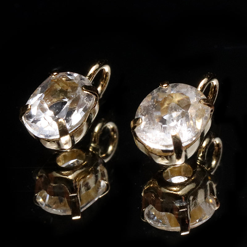 フェナカイト＜ロシア産＞　オーバルカット　約3×4mm　K18　ゴールド　ペンダントトップ [co-g2915]