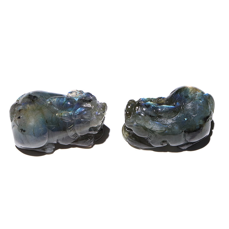彫物　ラブラドライト＜マダガスカル産＞　ヒキュウ　ランダム発送　約3～6.3×約1.2～2.7cm [co-g3248]