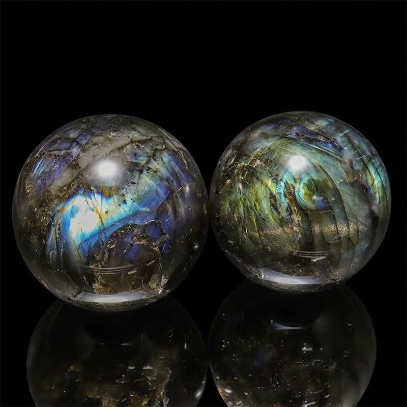 ラブラドライト＜マダガスカル産＞　丸玉　直径 約5～7cm [co-g3266]