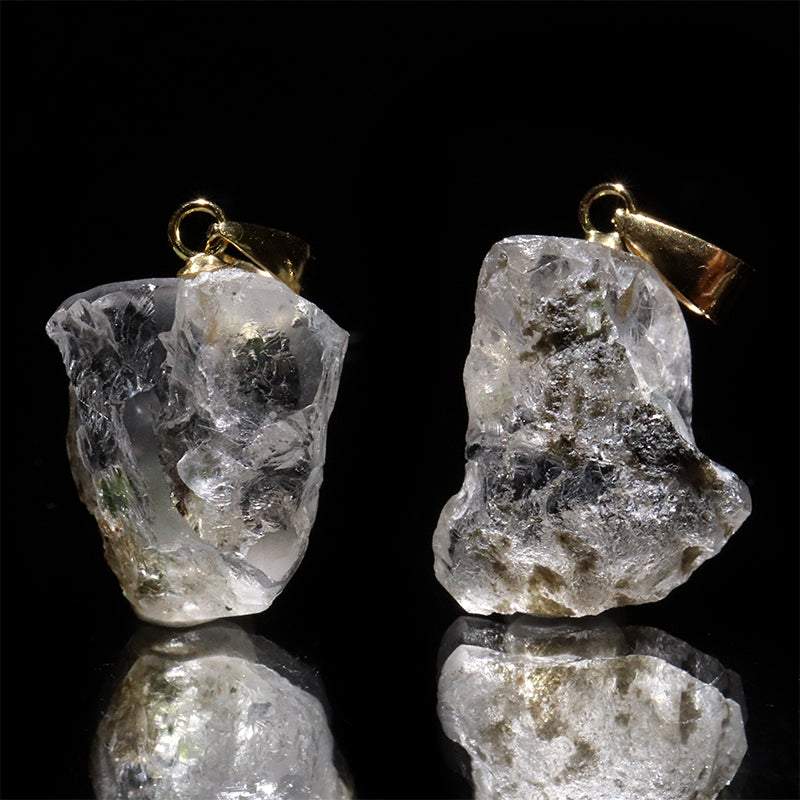 フェナカイト＜ロシア産＞　原石　約5.8～9.5×7～16mm　K18　ゴールド　ペンダントトップ　ランダム発送 [co-g2918]