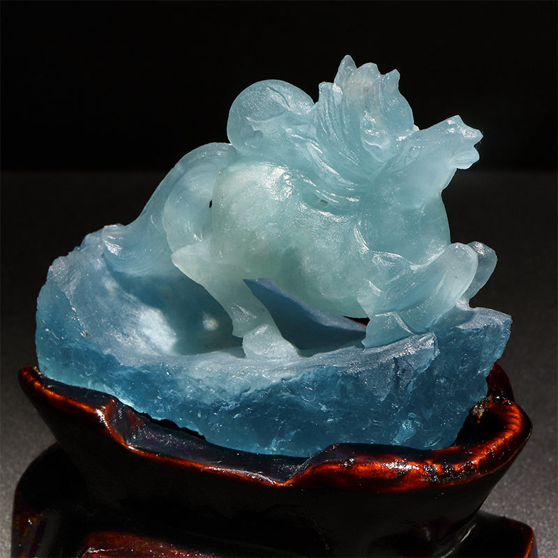 彫り物　アクアマリン＜ブラジル産 馬 台座付き　 [co-g3044]