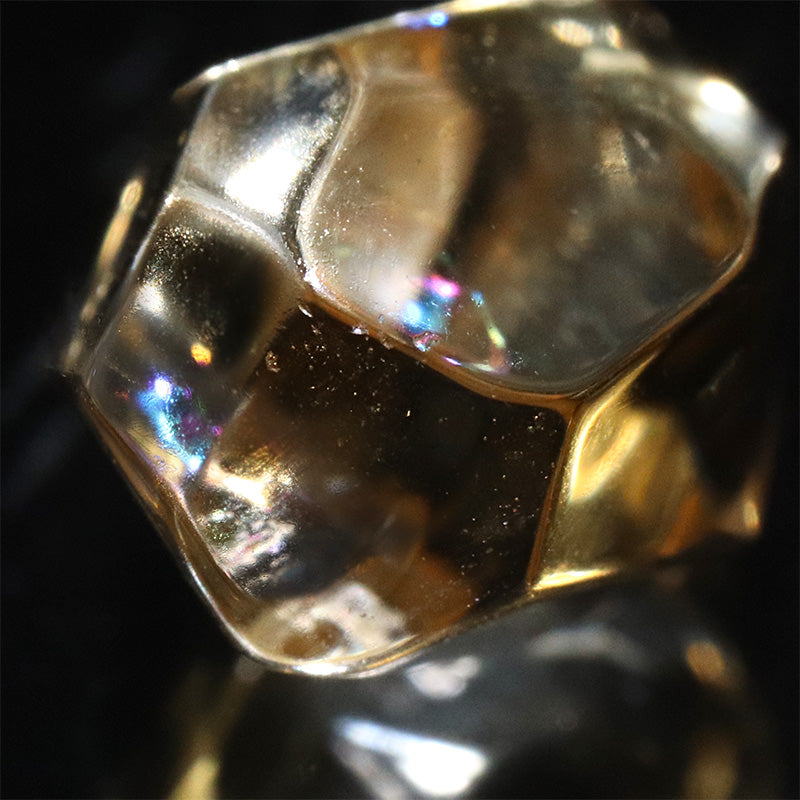 シトリン＜ブラジル産＞　穴なし　約横7～11×縦10～18mm　バラ石　ランダム発送　 [co-g3452]