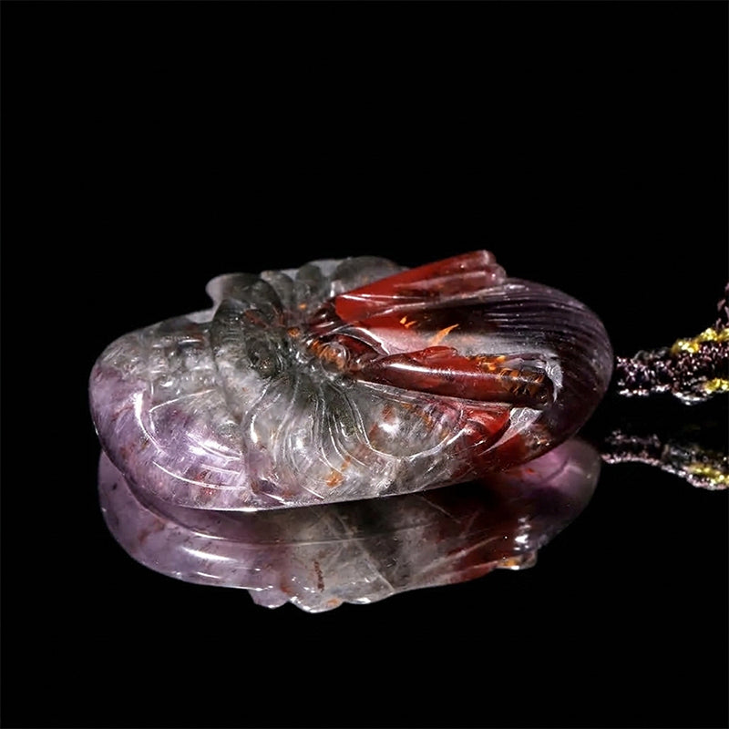 オーラライト＜カナダ産＞ 龍　彫り物　ペンダントトップ [co-g3075]