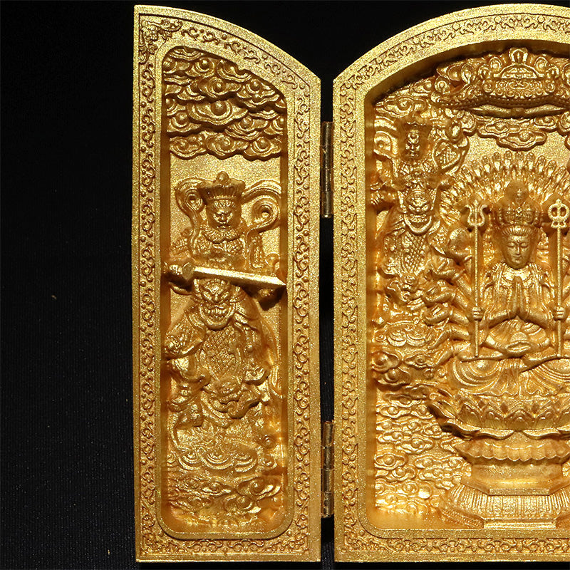 柘植の木彫り　八尊仏　平型　ゴールド　約幅7×奥2.5×高10cm（開扉時約幅14cm）彫り物 [co-g3453]
