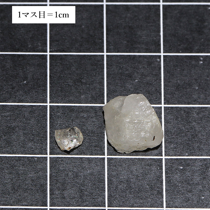 フェナカイト＜ミャンマー産＞　原石　約3.5～11mm [co-g2936]