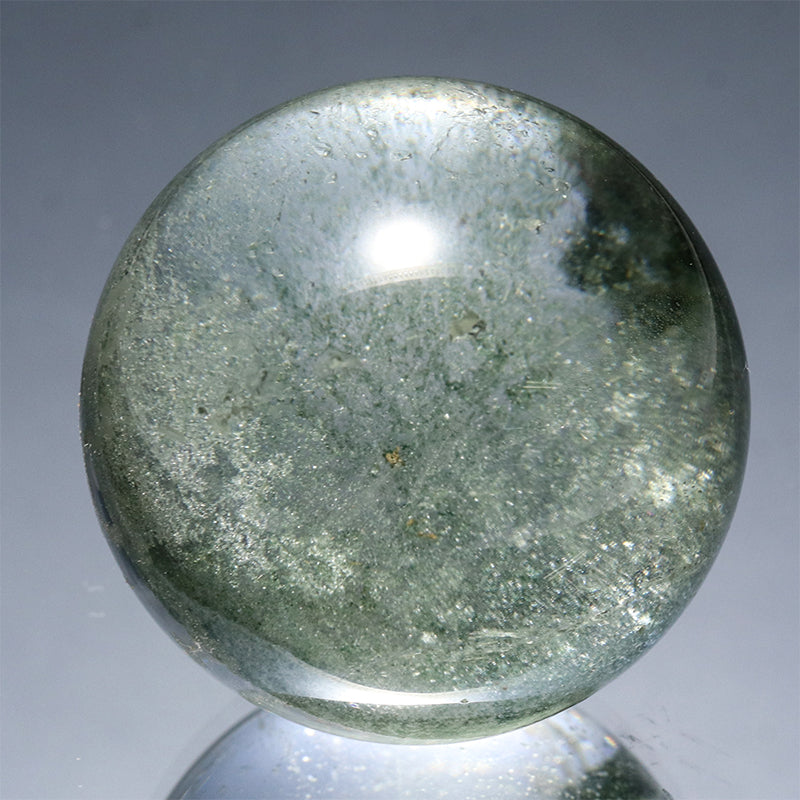 ルチル入りマニハール水晶＜インド/マニハール地方産＞　ヒマラヤ水晶　丸玉　 [co-g3093]