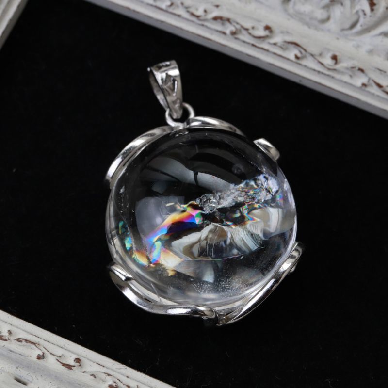 ペンダントトップ　アイリスクォーツ　虹入り水晶　シルバー [co-g1770]