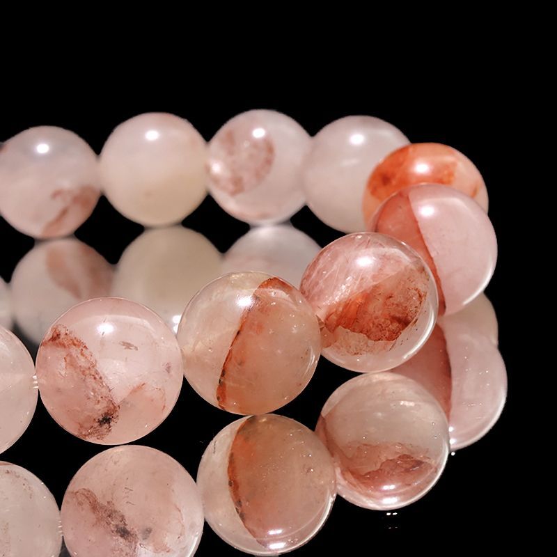 ブレス　マニカラン水晶＜ヒマラヤ産＞　AAAランク　薄ピンク　丸 [br-g0181]