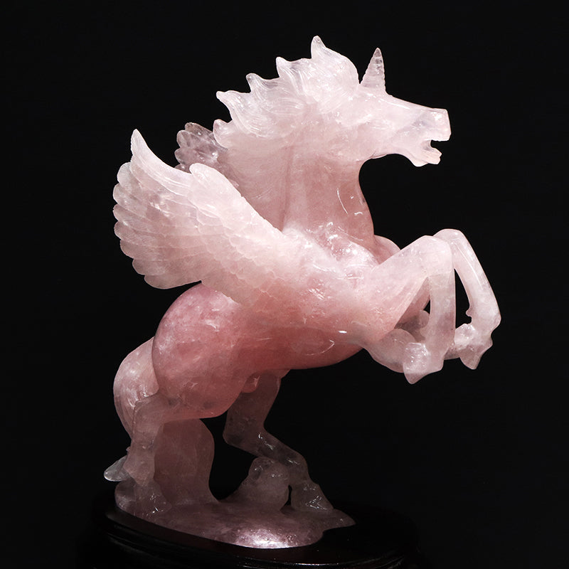 【動画】【一点物】彫り物　ローズクォーツ　ユニコーン　マダガスカル産　台付き　専用ケース付き  [co-g1729]