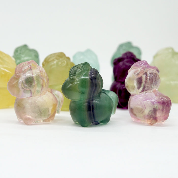 【予約販売（詳しくは本文をご確認ください）】ミニ彫り物　フローライト　馬　午年　午　約1.8cm  [co-g1701]