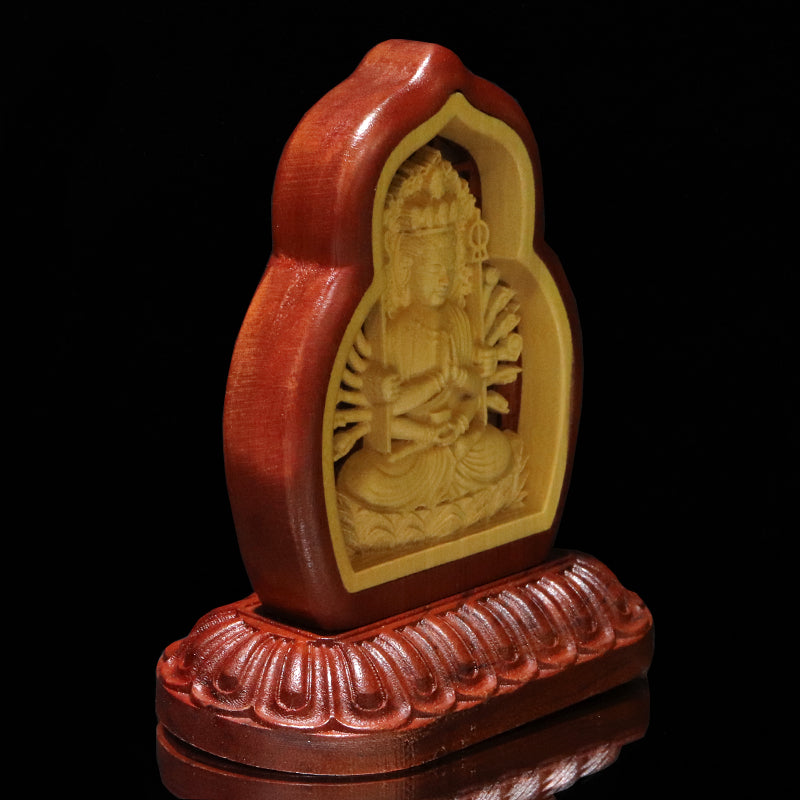 彫り物　八尊仏(千手観音)　柘植製　約7×4×8cm [co-g2988]