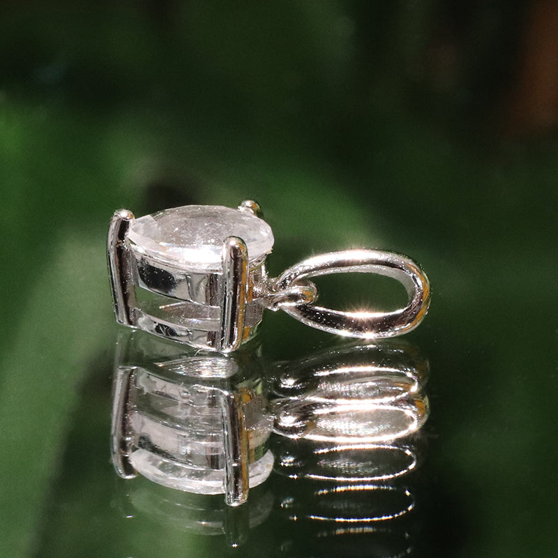 ペンダントトップ　フェナカイト＜ロシア産＞　逆ドロップカット　silver925　シルバー [co-g0900]