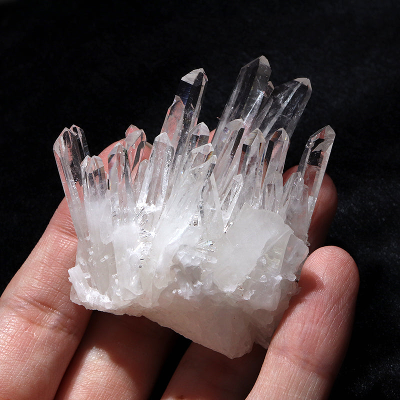 クラスター　四川省水晶＜中国/四川省産＞　約69～75g　ランダム発送  [co-g1786]