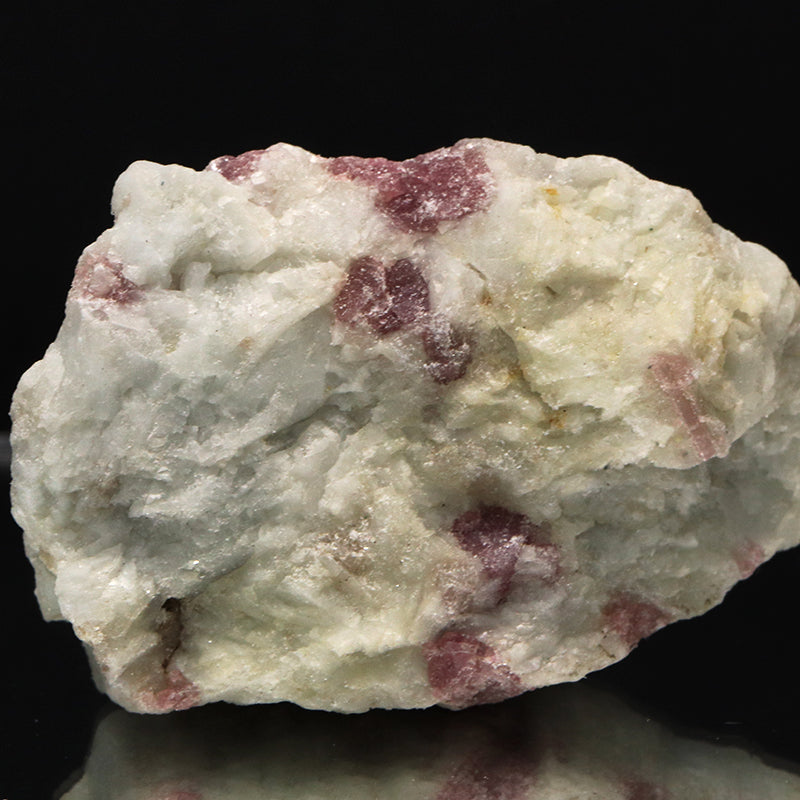 原石　ピンクトルマリン＜ブラジル産＞　約110g　ランダム発送  [co-g1797]