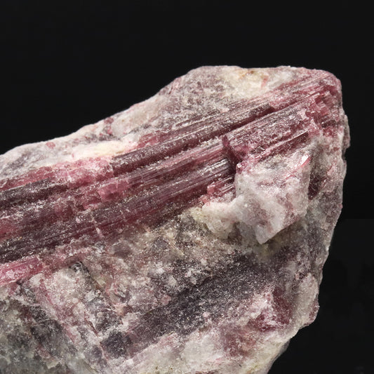 原石　ピンクトルマリン＜ブラジル産＞　約150g　ランダム発送  [co-g1798]