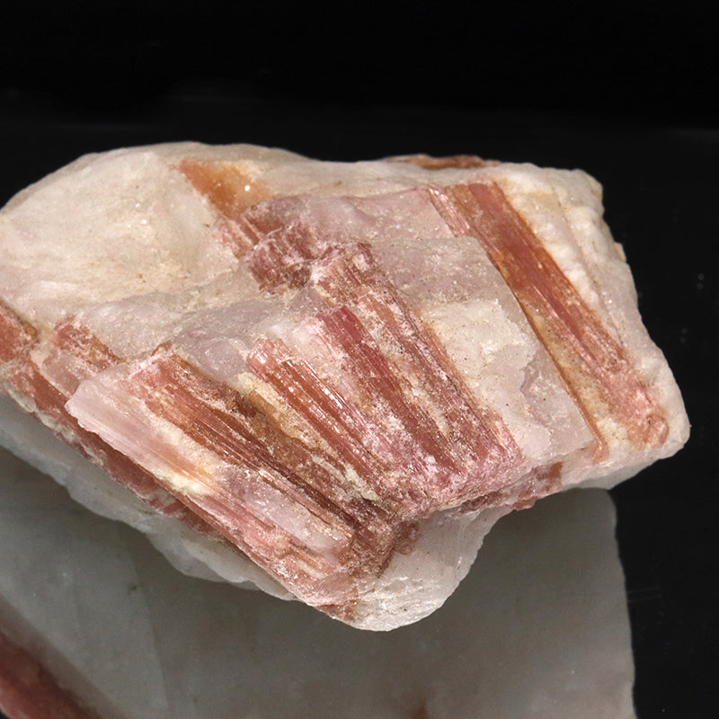 原石　ピンクトルマリン＜ブラジル産＞　約675g　ランダム発送  [co-g1805]