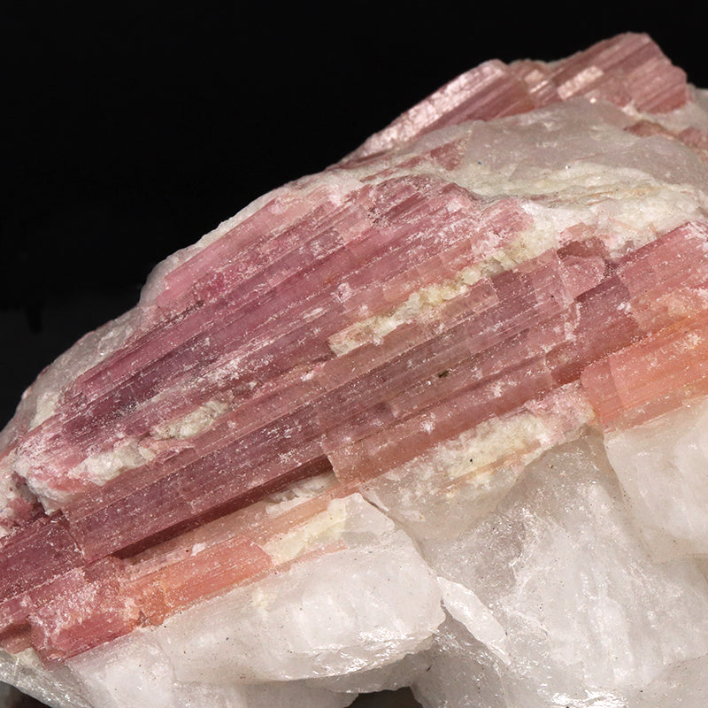 Rough Pink Tourmaline from Brazil, Approx. 1.1kg, Random Shipment [co-g1806]