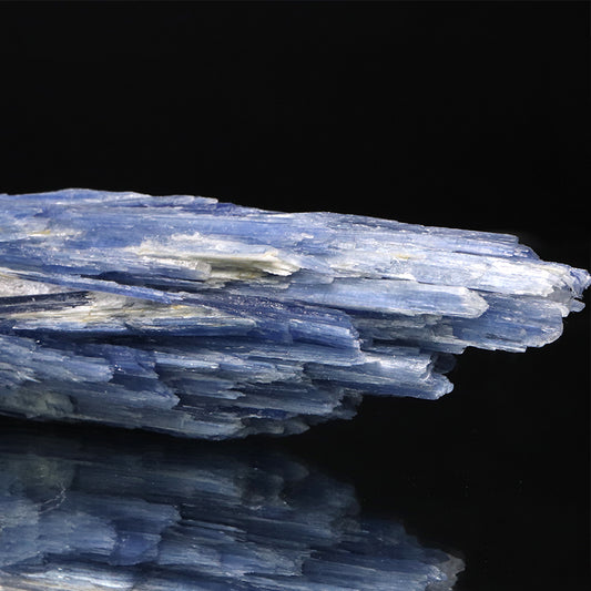 【一点物】原石　カイヤナイト＜ブラジル産＞　約400g  [co-g1814]