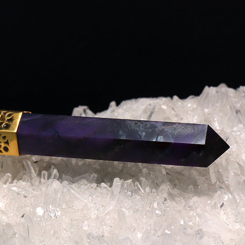 ペンダントトップ　スギライト＜南アフリカ産＞　ポイント型　Silver925　ゴールド  [co-g1830]