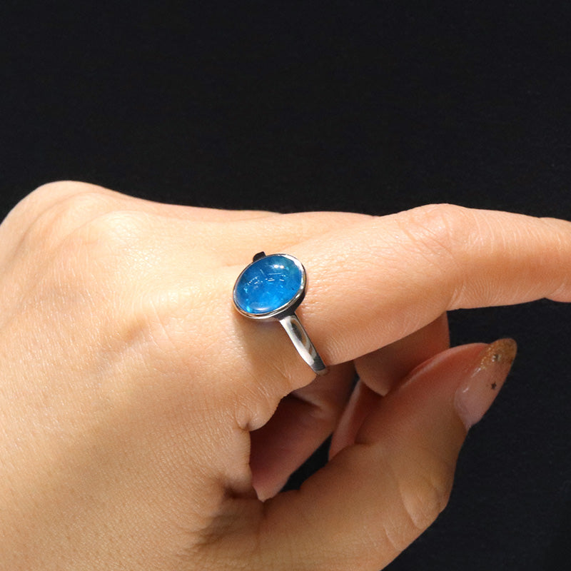 【現品限り】指輪・リング　アパタイト＜インド産＞　オーバル型　約9×11mm　silver925　シルバー　フリーサイズ [co-g1835]