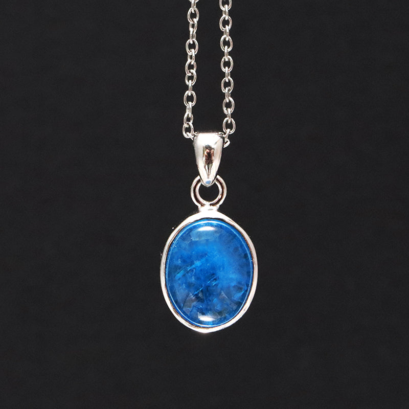 【現品限り】ペンダントトップ　アパタイト＜インド産＞　オーバル型　約9×11mm　silver925　シルバー [co-g1834]