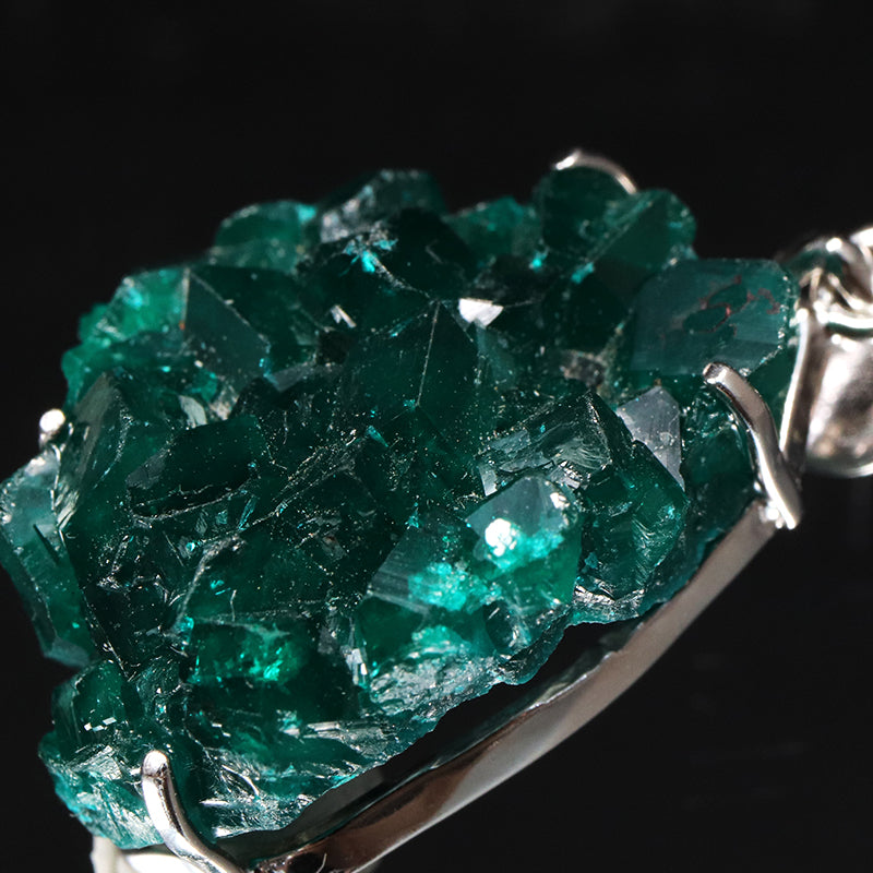 【現品限り】ペンダントトップ　ダイオプテーズ＜コンゴ産＞　約15～22×約22～32mm　silver925　シルバー　ランダム発送[co-g1837]