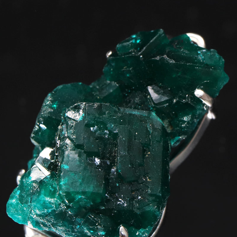 【現品限り】ペンダントトップ　ダイオプテーズ＜コンゴ産＞　約20～23×約22～27mm　silver925　シルバー　ランダム発送 [co-g1841]