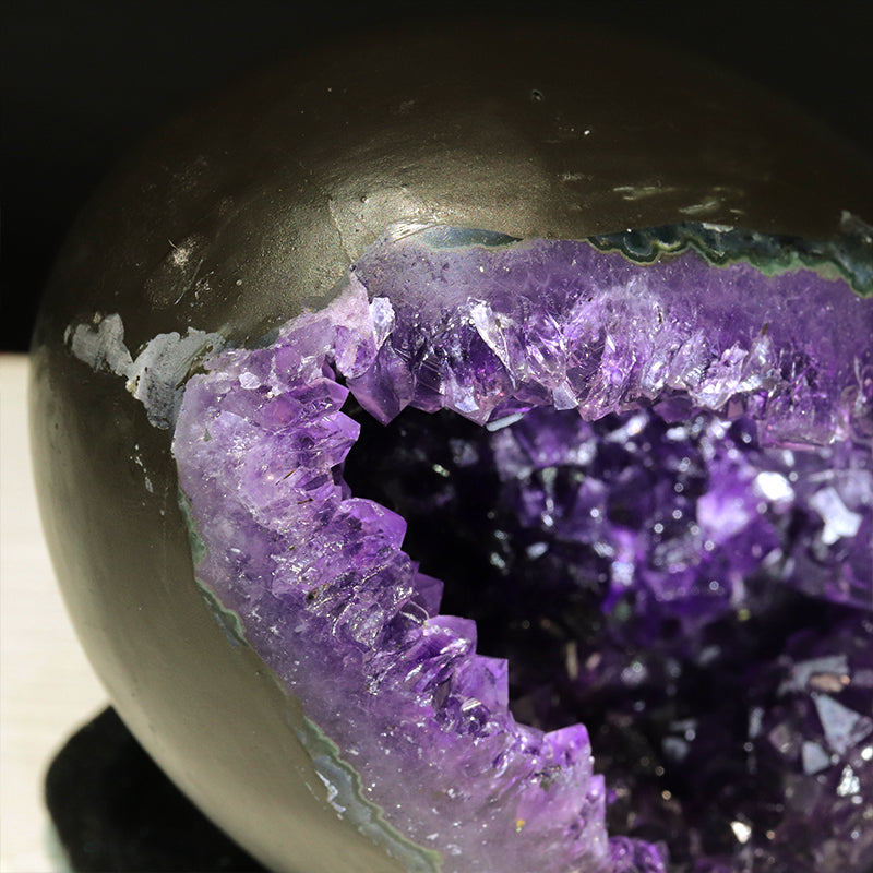 【1/19まで水瓶座星座石20％OFF(決済時に自動割引)】【動画】【一点物】ジオード　アメジスト　エッグ型　ウルグアイ産　[co-g1857]