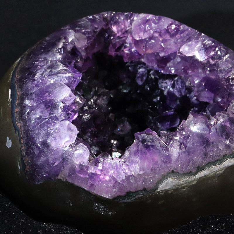 【1/19まで水瓶座星座石20％OFF(決済時に自動割引)】【動画】【一点物】ジオード　アメジスト　エッグ型　ウルグアイ産　[co-g1863]