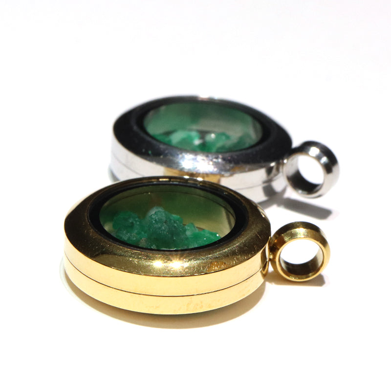 ペンダントトップ　ロケットペンダント　エメラルド＜ブラジル産＞　約2ct　円形　約2cm　ステンレス製  [co-g1914]