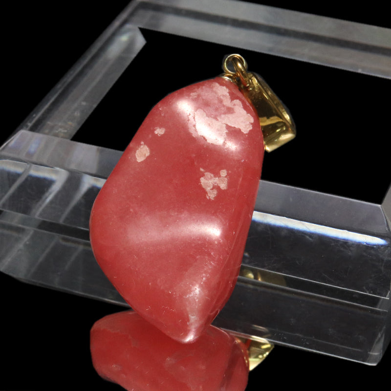 【対象商品10点以上ご購入で30％OFF/決済時に自動割引】ペンダントトップ　インカローズ＜アルゼンチン産＞　原石　約17.8mm×約30mm　手磨き　ステンレス製　ゴールド　  [co-g1929]