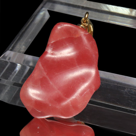 【対象商品10点以上ご購入で30％OFF/決済時に自動割引】ペンダントトップ　インカローズ＜アルゼンチン産＞　原石　約21.5mm×約31.5mm　手磨き　ステンレス製　ゴールド　  [co-g1931]