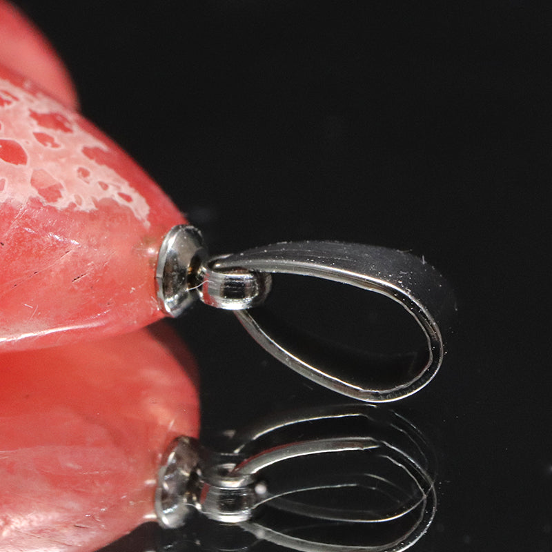 【対象商品10点以上ご購入で30％OFF/決済時に自動割引】ペンダントトップ　インカローズ＜アルゼンチン産＞　原石　約19mm×約28mm　手磨き　ステンレス製　シルバー　  [co-g1922]