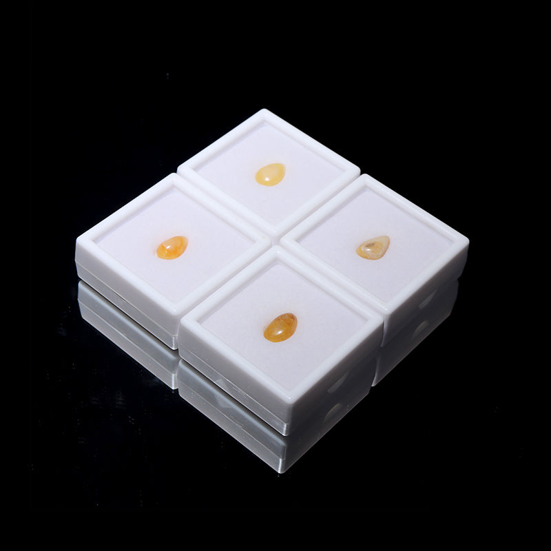 【日本銘石】北海道蛍光オパール＜北海道産＞　不定形　約16～18×20～23mm　ルース　ランダム発送 [co-g2558]