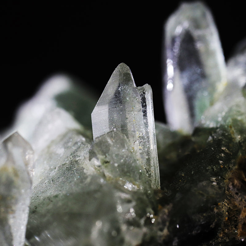 クラスター　マニハール水晶　インド　マニハール地方産　ヒマラヤ水晶  [co-g1038]