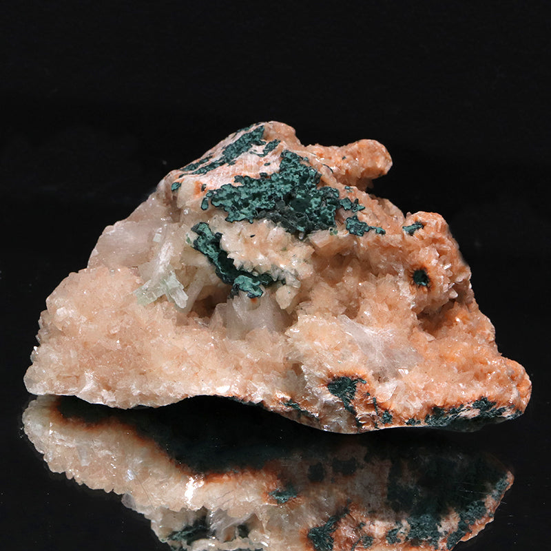 【特別価格】原石　グリーンアポフィライト×スティルバイト×オレンジヒューランダイト　共生鉱　インド産　  [co-g1953]