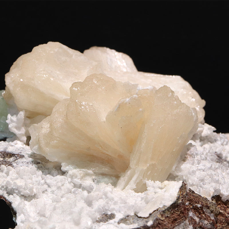 【特別価格】原石　アポフィライト×スティルバイト　インド産  [co-g1956]