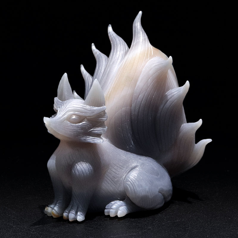 【動画】【一点物】　彫り物　瑪瑙　九尾の狐　ブラジル産  [co-g1972]